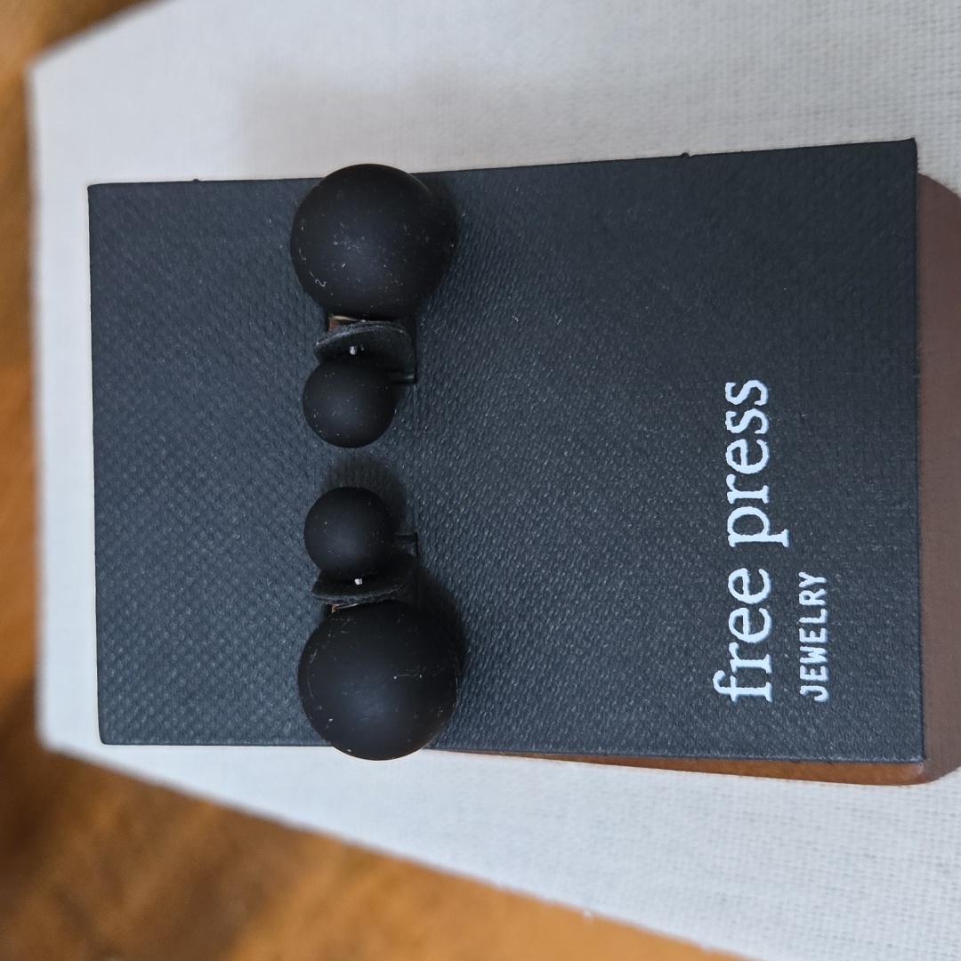 5 Sale Free Press Nordstrom Rack Nwt Post Earrings 5$